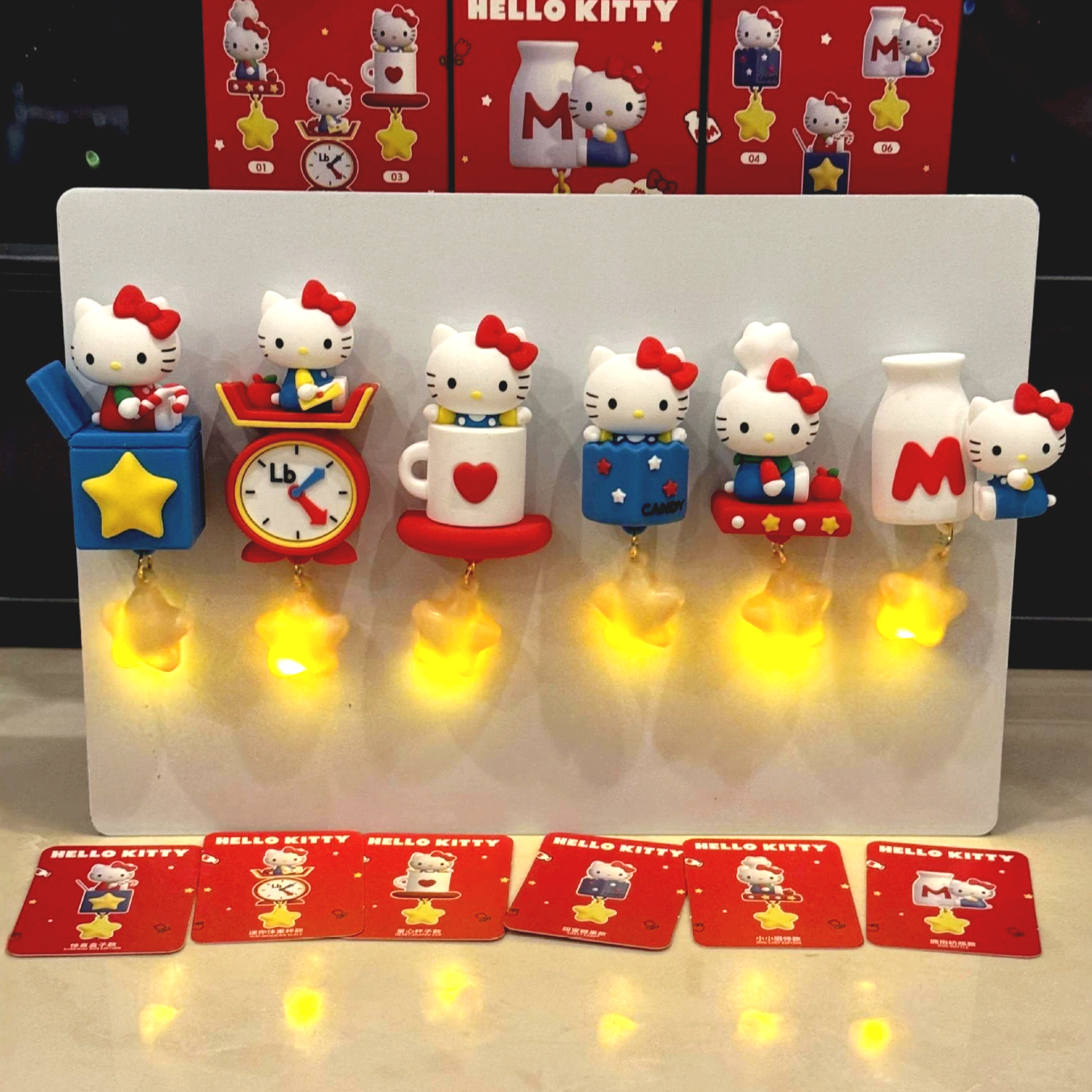 Refrigerator Sticker Hellokity - Party Games New Year 评论和价格