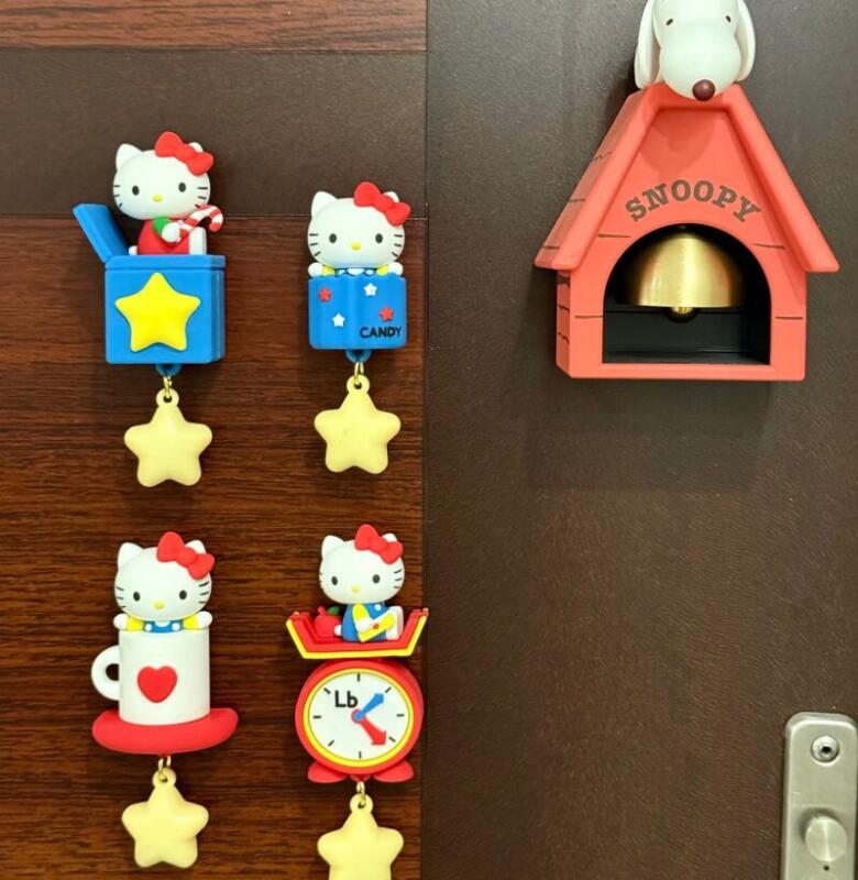 In Stock Hellokitty Retro Rest - Party Games New Year 评论和价格